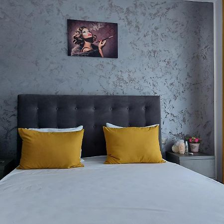 Helin Apartament By Alezzi N10 Нэводари Экстерьер фото